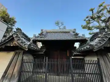 常順寺の山門・神門