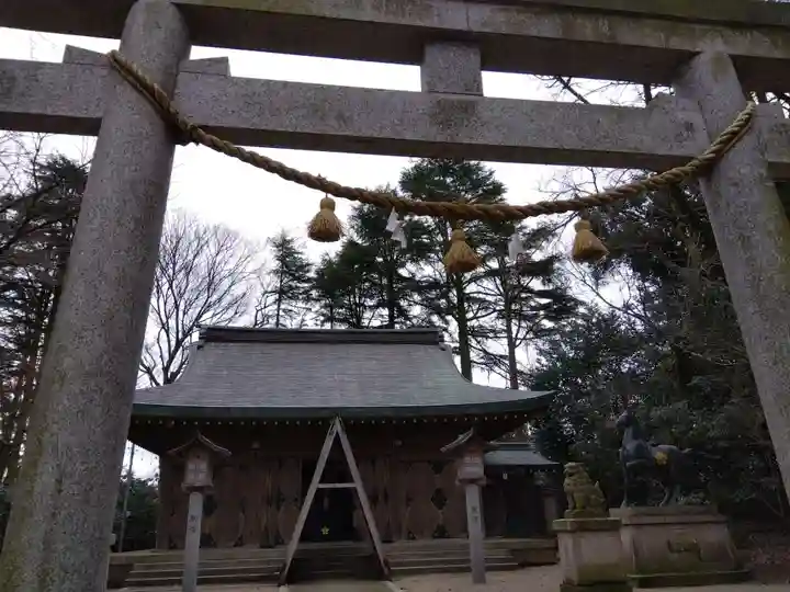 高岡市護国神社の鳥居