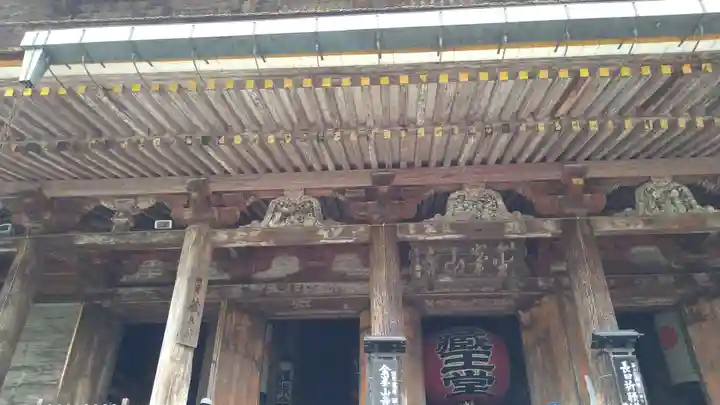 金峯山寺の本殿・本堂