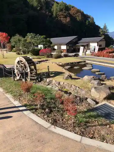 諏訪大社上社前宮(長野県)