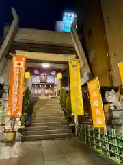 烏森神社の本殿