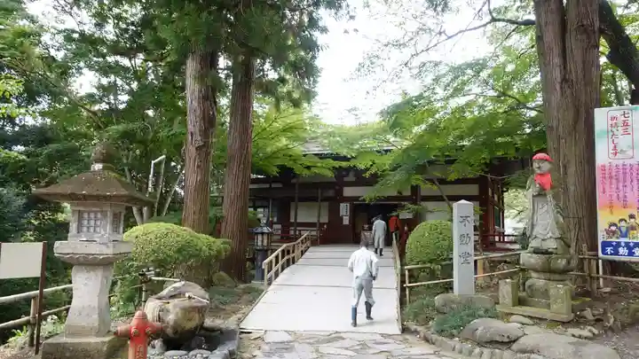 中尊寺金色堂(岩手県)