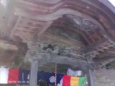 常泉寺の{uncategorized: "未分類", other: "その他", undefined: "問題あり", building: "その他建物", grave: "お墓", sacred_gate: "鳥居", guardian: "狛犬", statue: "像", buddha: "仏像", history: "歴史", nature: "自然", garden: "庭園", animal: "動物", pagoda: "塔", temizu: "手水舎", mountain_gate: "山門・神門", sanctuary: "本殿・本堂", subordinate: "末社・摂社", art: "芸術", scenery: "景色", jizo: "地蔵", ema: "絵馬", goshuin: "御朱印", omikuji: "おみくじ", items: "授与品その他", amulet: "お守り", goshuincho: "御朱印帳", eats: "食事", festival: "お祭り", votive_dance: "神楽", shichigosan: "七五三参", wedding: "結婚式", experience: "体験その他", initially: "初詣", around: "周辺", anti_infection: "感染症対策"}