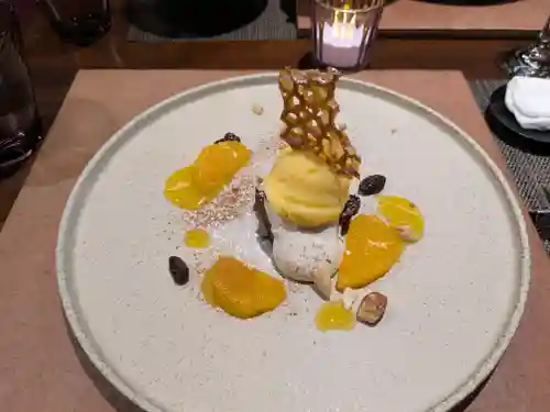 花園神社の周辺