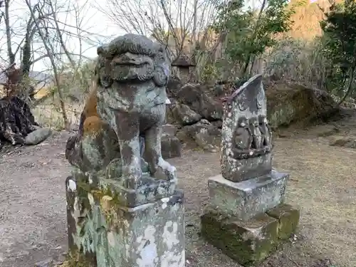 熊野神社の狛犬