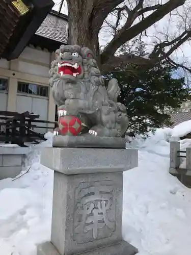 豊平神社の狛犬