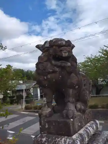 鏡神社の狛犬