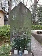 中野氷川神社の像