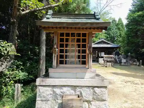 岩作御嶽山（御嶽神社）の末社・摂社