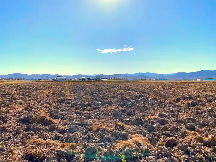 長幡部神社の景色