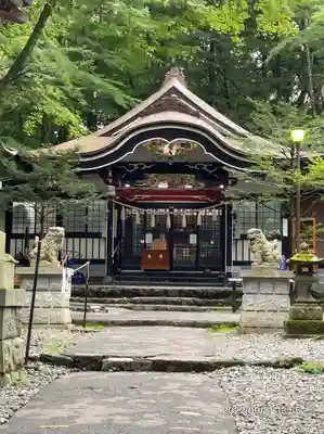 新屋山神社(山梨県)