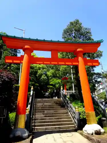 穴八幡宮の鳥居