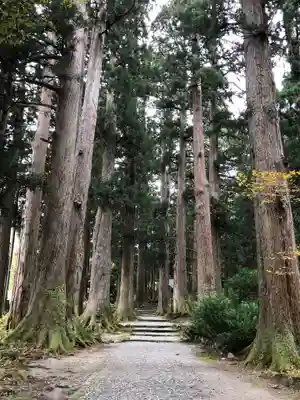 雄山神社中宮祈願殿のその他建物