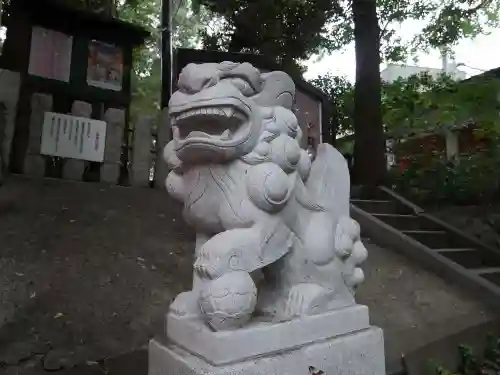 自由が丘熊野神社の狛犬