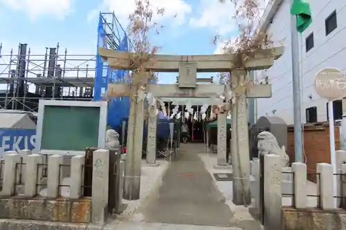 白山神社の鳥居