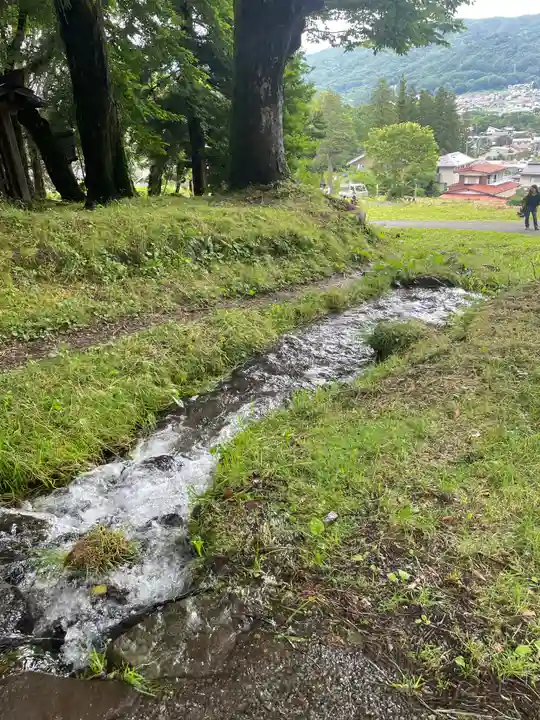 諏訪大社上社前宮(長野県)