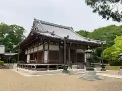 高薗寺の本殿