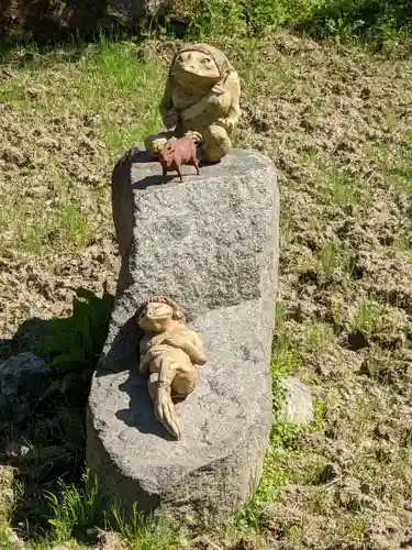 岐阜護國神社の狛犬