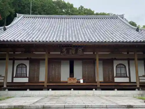 崇禅寺の本殿・本堂