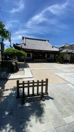 吉祥寺の{uncategorized: "未分類", other: "その他", undefined: "問題あり", building: "その他建物", grave: "お墓", sacred_gate: "鳥居", guardian: "狛犬", statue: "像", buddha: "仏像", history: "歴史", nature: "自然", garden: "庭園", animal: "動物", pagoda: "塔", temizu: "手水舎", mountain_gate: "山門・神門", sanctuary: "本殿・本堂", subordinate: "末社・摂社", art: "芸術", scenery: "景色", jizo: "地蔵", ema: "絵馬", goshuin: "御朱印", omikuji: "おみくじ", items: "授与品その他", amulet: "お守り", goshuincho: "御朱印帳", eats: "食事", festival: "お祭り", votive_dance: "神楽", shichigosan: "七五三参", wedding: "結婚式", experience: "体験その他", initially: "初詣", around: "周辺", anti_infection: "感染症対策"}