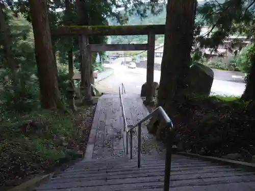 石楯尾神社の鳥居