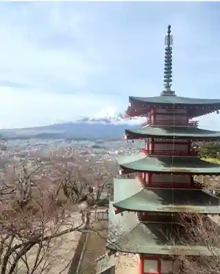 新倉富士浅間神社(山梨県)