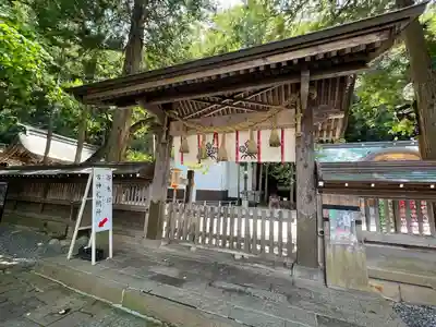 諏訪大社の山門・神門