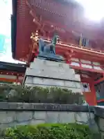 伏見稲荷大社の狛犬