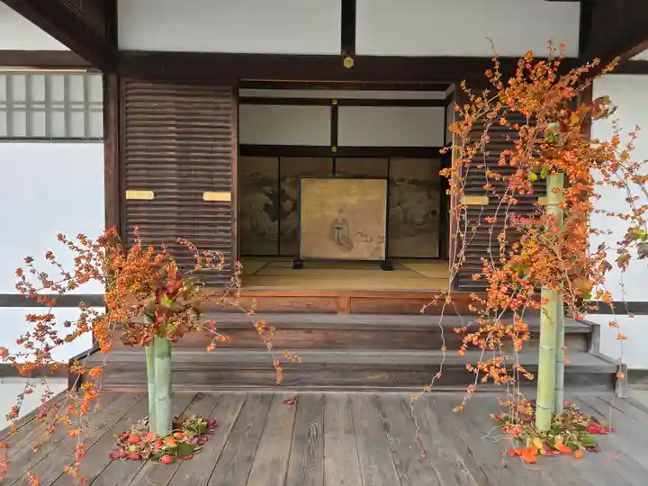 霊鑑寺門跡(京都府)