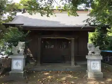愛鷹神社の本殿・本堂