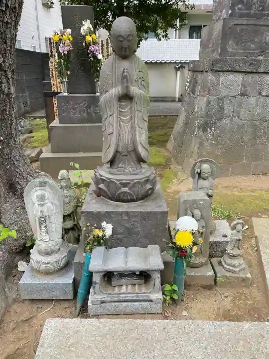 圓蔵寺の{uncategorized: "未分類", other: "その他", undefined: "問題あり", building: "その他建物", grave: "お墓", sacred_gate: "鳥居", guardian: "狛犬", statue: "像", buddha: "仏像", history: "歴史", nature: "自然", garden: "庭園", animal: "動物", pagoda: "塔", temizu: "手水舎", mountain_gate: "山門・神門", sanctuary: "本殿・本堂", subordinate: "末社・摂社", art: "芸術", scenery: "景色", jizo: "地蔵", ema: "絵馬", goshuin: "御朱印", omikuji: "おみくじ", items: "授与品その他", amulet: "お守り", goshuincho: "御朱印帳", eats: "食事", festival: "お祭り", votive_dance: "神楽", shichigosan: "七五三参", wedding: "結婚式", experience: "体験その他", initially: "初詣", around: "周辺", anti_infection: "感染症対策"}