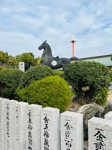 中島惣社の像