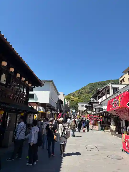 金刀比羅宮の{uncategorized: "未分類", other: "その他", undefined: "問題あり", building: "その他建物", grave: "お墓", sacred_gate: "鳥居", guardian: "狛犬", statue: "像", buddha: "仏像", history: "歴史", nature: "自然", garden: "庭園", animal: "動物", pagoda: "塔", temizu: "手水舎", mountain_gate: "山門・神門", sanctuary: "本殿・本堂", subordinate: "末社・摂社", art: "芸術", scenery: "景色", jizo: "地蔵", ema: "絵馬", goshuin: "御朱印", omikuji: "おみくじ", items: "授与品その他", amulet: "お守り", goshuincho: "御朱印帳", eats: "食事", festival: "お祭り", votive_dance: "神楽", shichigosan: "七五三参", wedding: "結婚式", experience: "体験その他", initially: "初詣", around: "周辺", anti_infection: "感染症対策"}