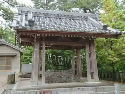 和泉八劔神社の手水舎