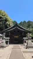 神明神社の{uncategorized: "未分類", other: "その他", undefined: "問題あり", building: "その他建物", grave: "お墓", sacred_gate: "鳥居", guardian: "狛犬", statue: "像", buddha: "仏像", history: "歴史", nature: "自然", garden: "庭園", animal: "動物", pagoda: "塔", temizu: "手水舎", mountain_gate: "山門・神門", sanctuary: "本殿・本堂", subordinate: "末社・摂社", art: "芸術", scenery: "景色", jizo: "地蔵", ema: "絵馬", goshuin: "御朱印", omikuji: "おみくじ", items: "授与品その他", amulet: "お守り", goshuincho: "御朱印帳", eats: "食事", festival: "お祭り", votive_dance: "神楽", shichigosan: "七五三参", wedding: "結婚式", experience: "体験その他", initially: "初詣", around: "周辺", anti_infection: "感染症対策"}