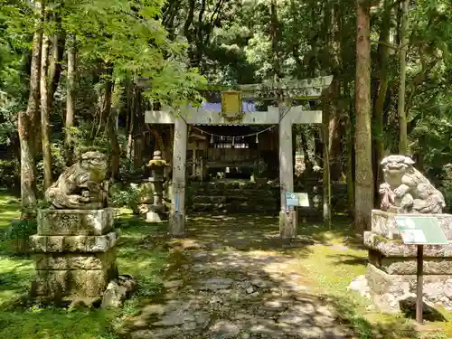 日吉神社（竹林寺境内摂社）の鳥居