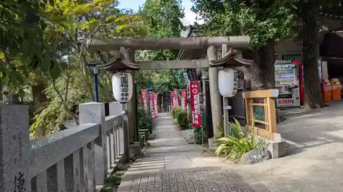 花園稲荷神社の鳥居