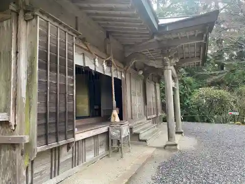 玉置神社の{uncategorized: "未分類", other: "その他", undefined: "問題あり", building: "その他建物", grave: "お墓", sacred_gate: "鳥居", guardian: "狛犬", statue: "像", buddha: "仏像", history: "歴史", nature: "自然", garden: "庭園", animal: "動物", pagoda: "塔", temizu: "手水舎", mountain_gate: "山門・神門", sanctuary: "本殿・本堂", subordinate: "末社・摂社", art: "芸術", scenery: "景色", jizo: "地蔵", ema: "絵馬", goshuin: "御朱印", omikuji: "おみくじ", items: "授与品その他", amulet: "お守り", goshuincho: "御朱印帳", eats: "食事", festival: "お祭り", votive_dance: "神楽", shichigosan: "七五三参", wedding: "結婚式", experience: "体験その他", initially: "初詣", around: "周辺", anti_infection: "感染症対策"}