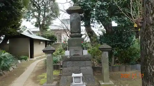 摩耶寺の塔