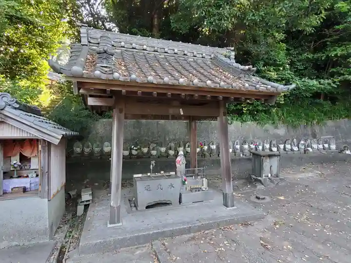 観音寺の手水舎