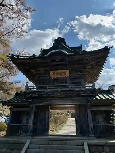 陽林寺の{uncategorized: "未分類", other: "その他", undefined: "問題あり", building: "その他建物", grave: "お墓", sacred_gate: "鳥居", guardian: "狛犬", statue: "像", buddha: "仏像", history: "歴史", nature: "自然", garden: "庭園", animal: "動物", pagoda: "塔", temizu: "手水舎", mountain_gate: "山門・神門", sanctuary: "本殿・本堂", subordinate: "末社・摂社", art: "芸術", scenery: "景色", jizo: "地蔵", ema: "絵馬", goshuin: "御朱印", omikuji: "おみくじ", items: "授与品その他", amulet: "お守り", goshuincho: "御朱印帳", eats: "食事", festival: "お祭り", votive_dance: "神楽", shichigosan: "七五三参", wedding: "結婚式", experience: "体験その他", initially: "初詣", around: "周辺", anti_infection: "感染症対策"}