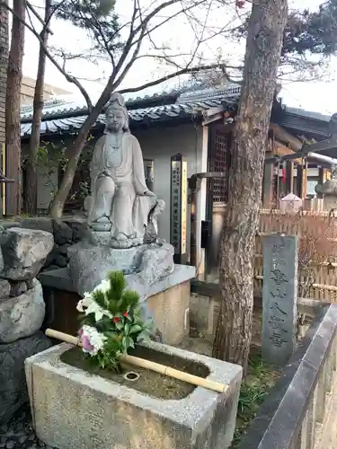 東光院の手水舎