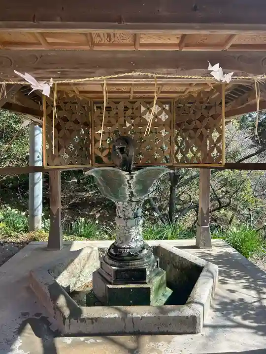 宮地嶽神社の{uncategorized: "未分類", other: "その他", undefined: "問題あり", building: "その他建物", grave: "お墓", sacred_gate: "鳥居", guardian: "狛犬", statue: "像", buddha: "仏像", history: "歴史", nature: "自然", garden: "庭園", animal: "動物", pagoda: "塔", temizu: "手水舎", mountain_gate: "山門・神門", sanctuary: "本殿・本堂", subordinate: "末社・摂社", art: "芸術", scenery: "景色", jizo: "地蔵", ema: "絵馬", goshuin: "御朱印", omikuji: "おみくじ", items: "授与品その他", amulet: "お守り", goshuincho: "御朱印帳", eats: "食事", festival: "お祭り", votive_dance: "神楽", shichigosan: "七五三参", wedding: "結婚式", experience: "体験その他", initially: "初詣", around: "周辺", anti_infection: "感染症対策"}