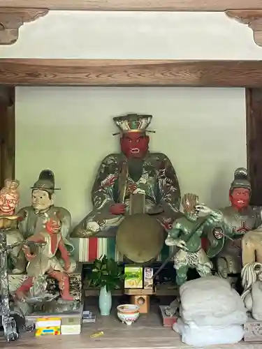 丹生大師 神宮寺の像