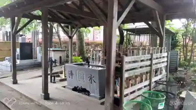 法蓮寺の手水舎