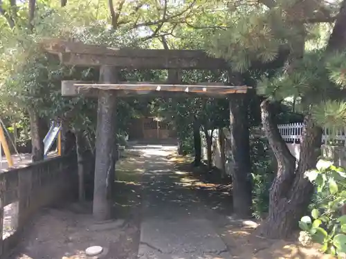 高橋神社の鳥居