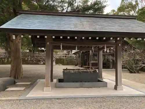 安房神社の手水舎