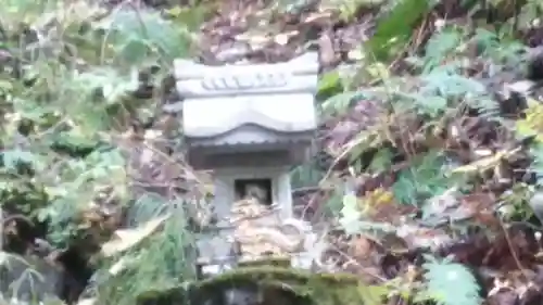 早池峯神社の末社