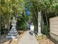 仲条新草社の自然