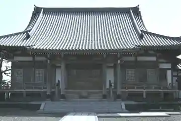 宝帒寺の本殿・本堂